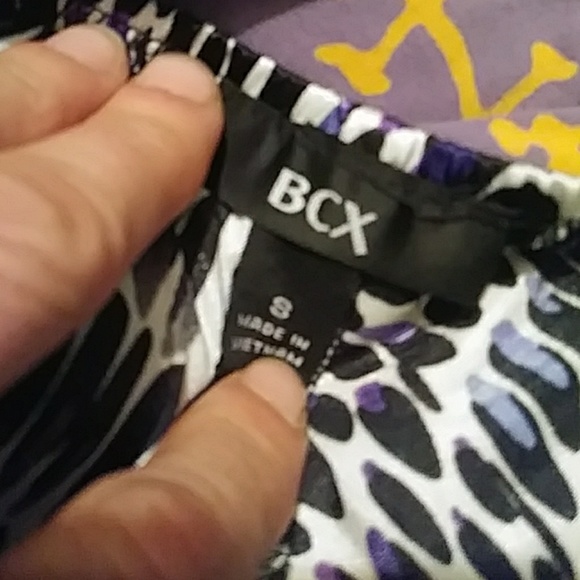 Black/white/purple halter top - Picture 6 of 7